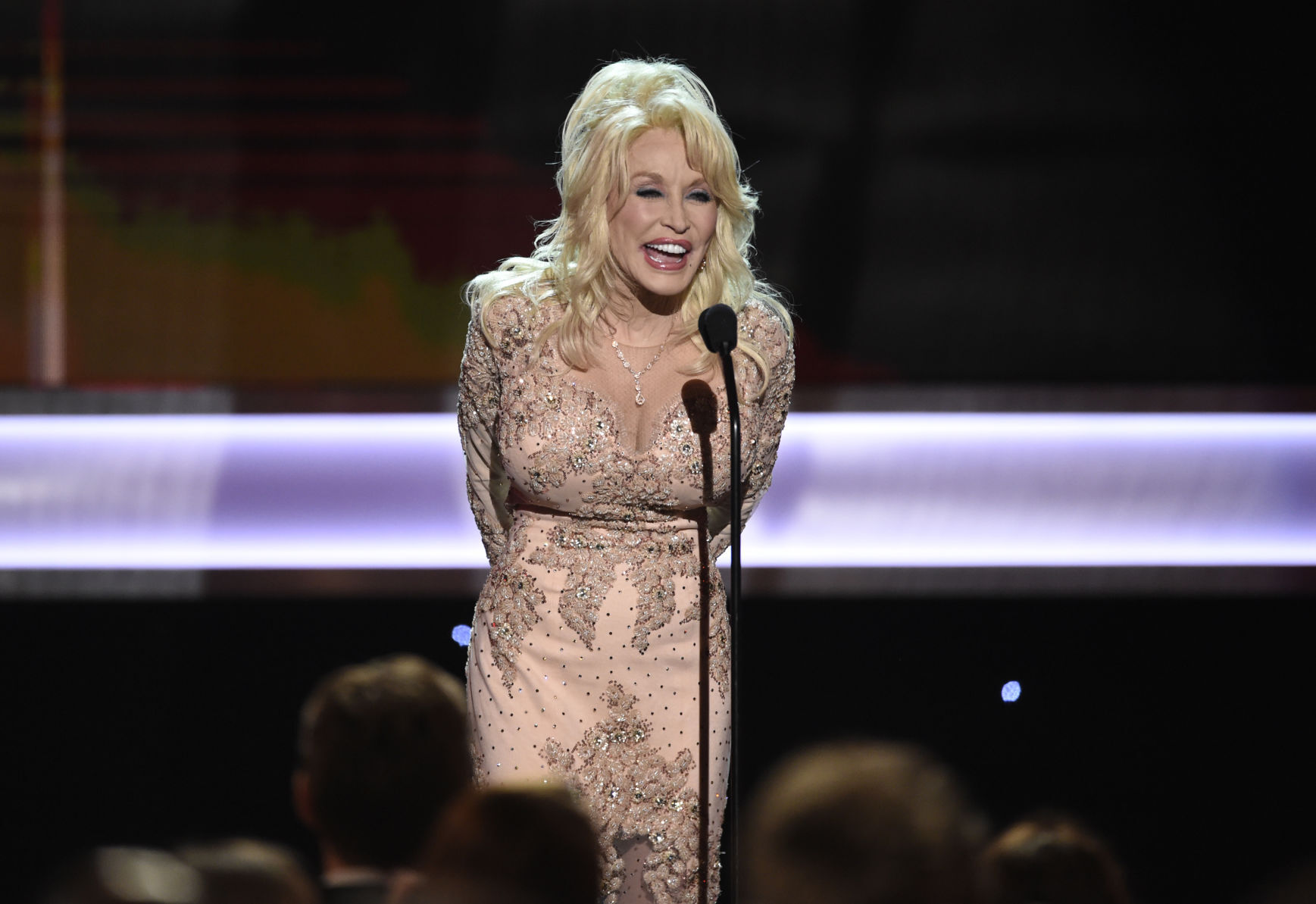 2017: Dolly Parton